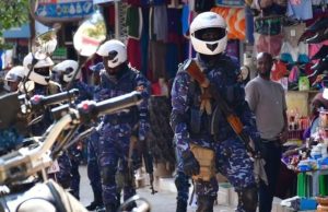 Police, Military Seal Off City Arcades, Targeting Stolen Phone